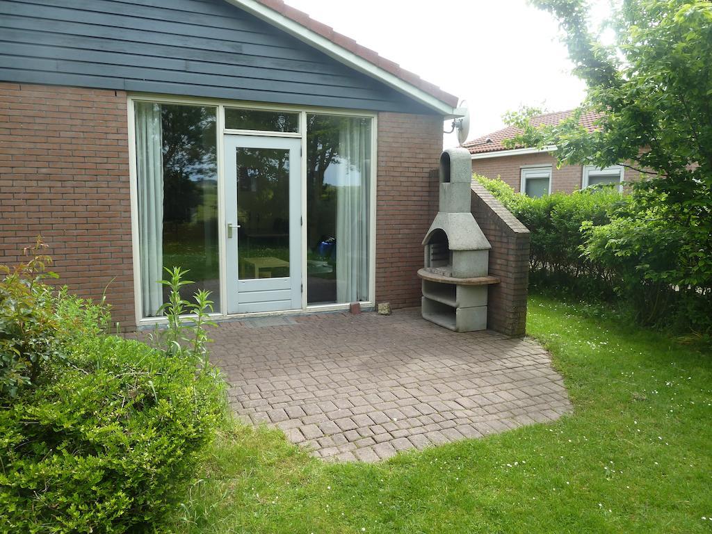 Ferienhaus Lisakowski Warmenhuizen エクステリア 写真